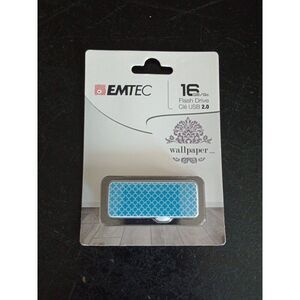 Emtec 16GB Flash Drive USB 2.0 Blue  Polka Wallpaper Design